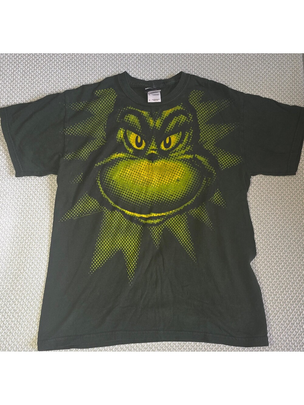 Vintage Dr. Seuss Grinch shirt, 100% adult sz mediu.cotton
